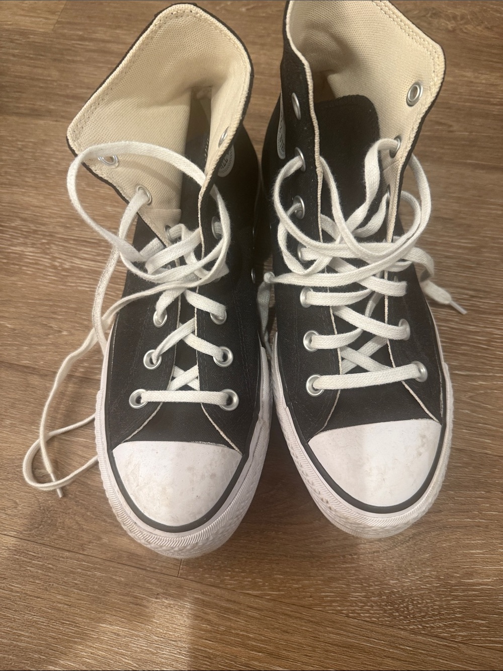 Converse Classic High-Top Canvas platform Sneakers - Black 7.5